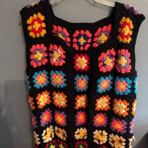 Vintage crocheted vest size large
